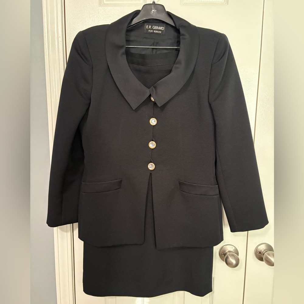 E.R. Gerard Black Women's 2-Piece Skirt Suit